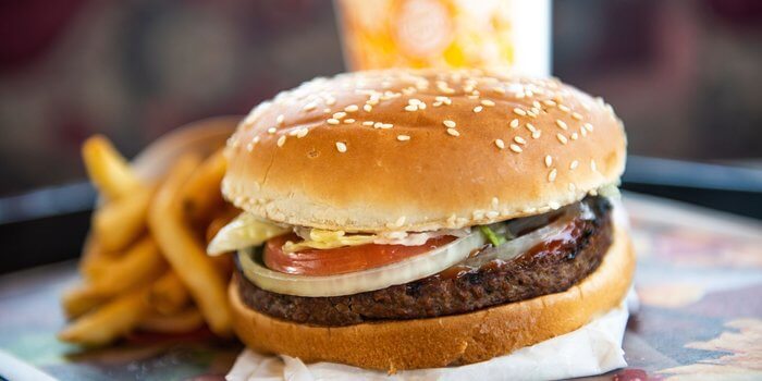 Burger King تصمیم دارد Impossible Whopper را در سال جاری در سراسر کشور به فروش برساند